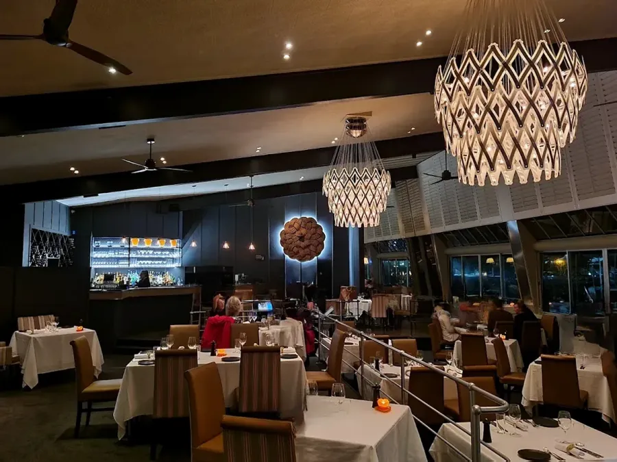 Sails Restaurant