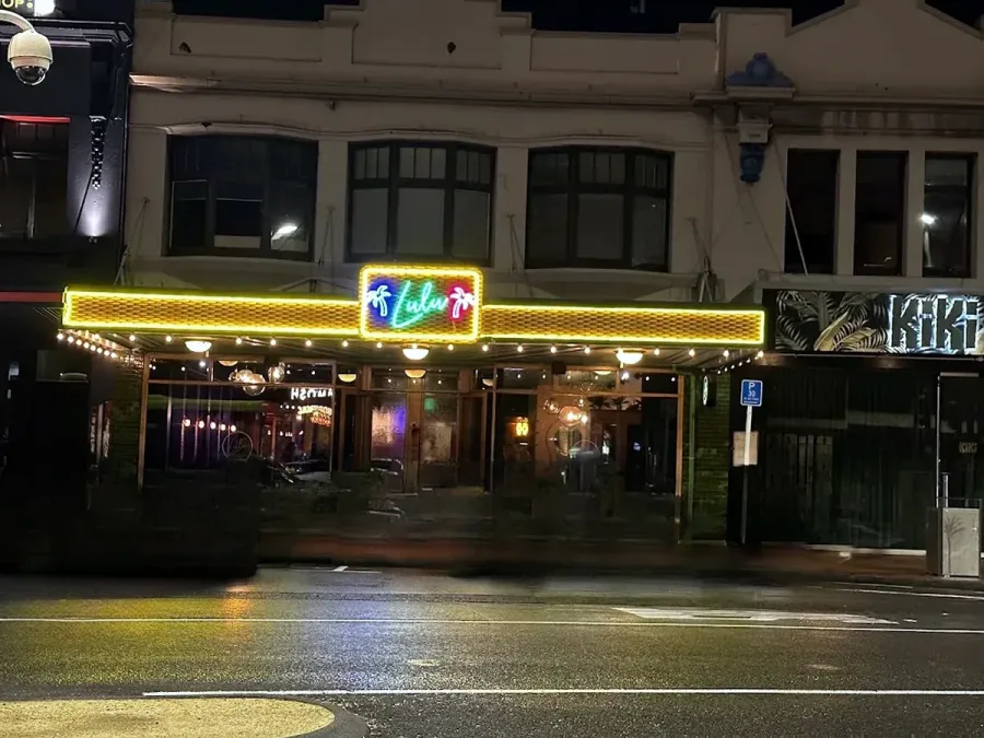 Lulu Bar & Restaurant