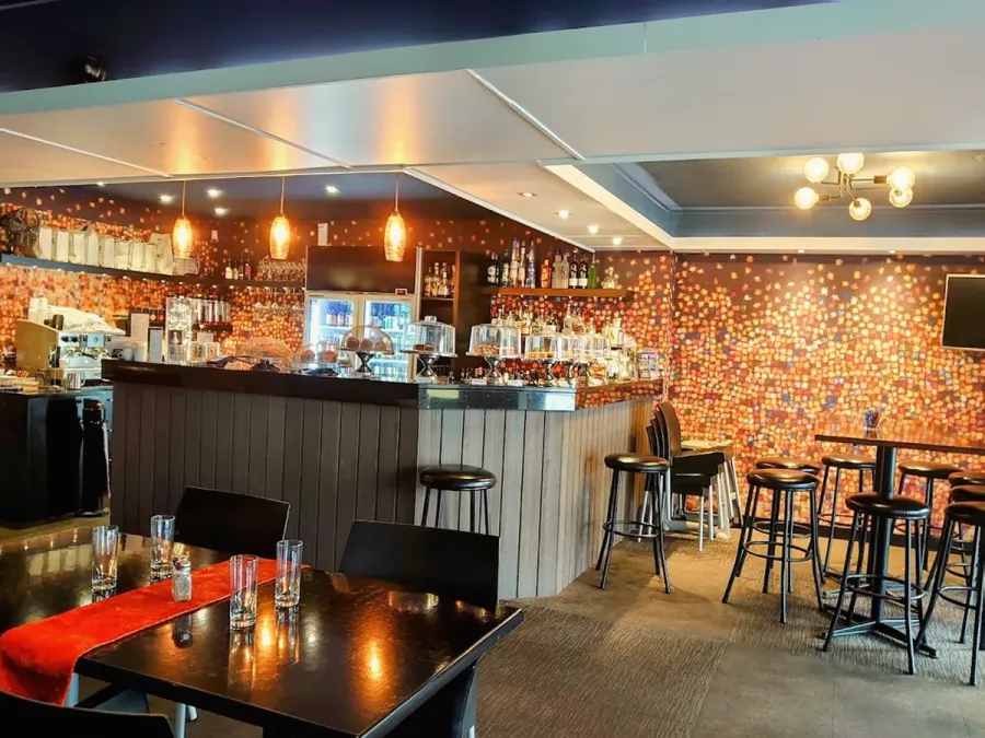 Urbano Bistro Cafe & Restaurant