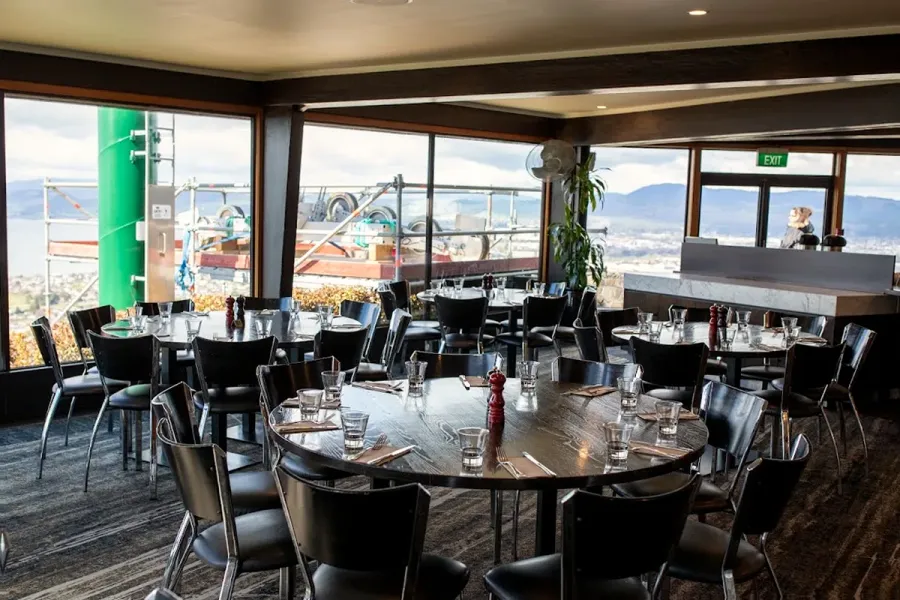Stratosfare Restaurant & Bar