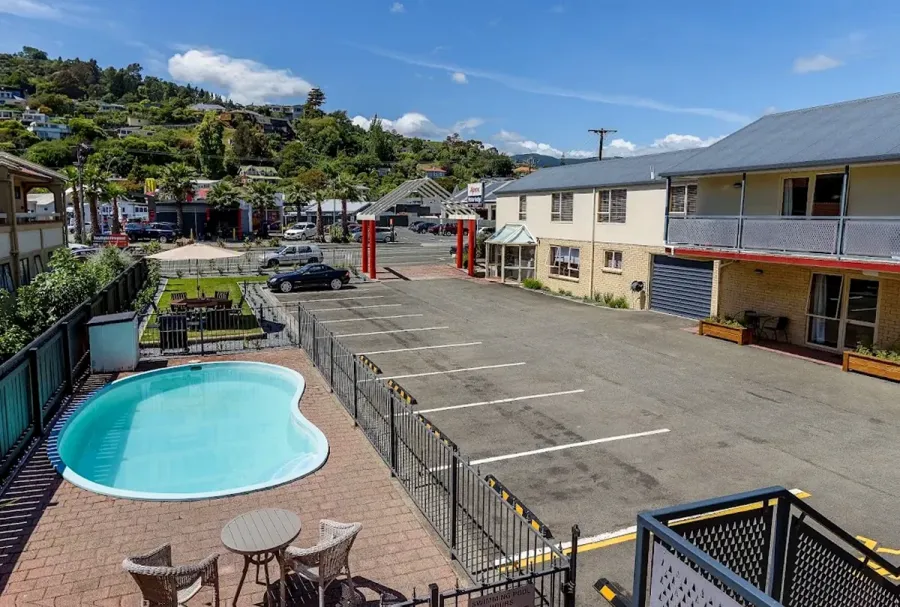 Apex Motor Lodge
