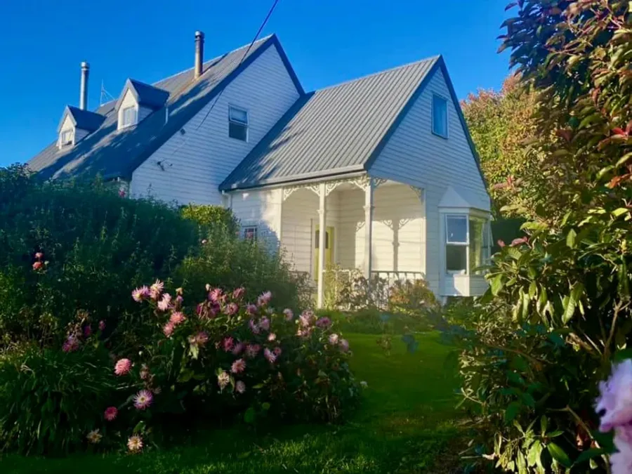 Windhaven Bed & Breakfast