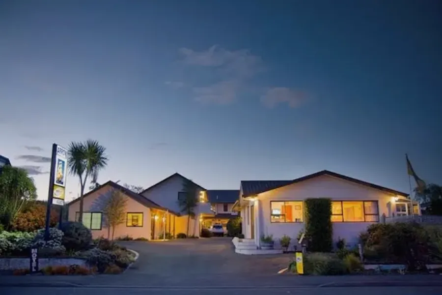 Arrow Motel