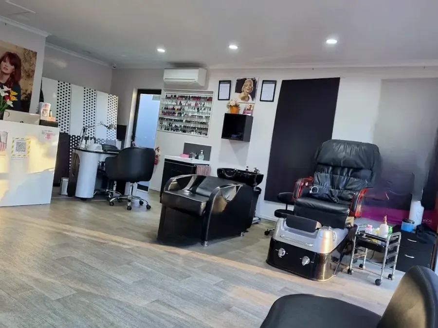 SALON BEAUTIQUE