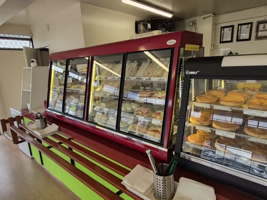 Greenland Bakery & Cafe