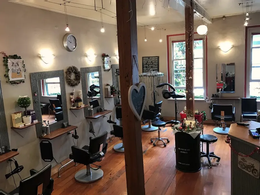 Oasis Hair Dressing