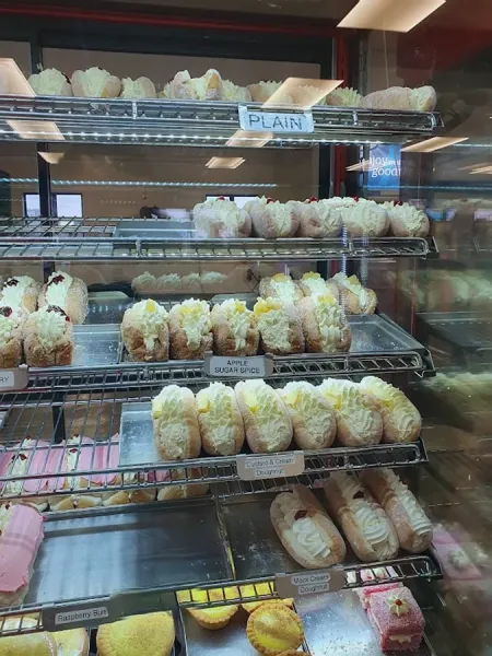 Rosebowl Bakery & Cafe