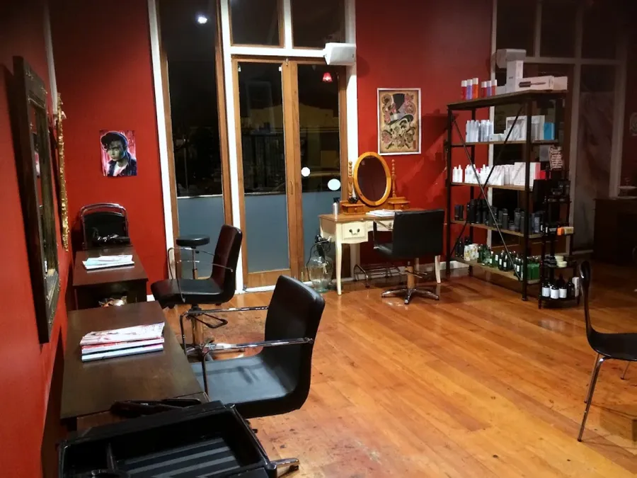 Live & Let Dye Hair Salon