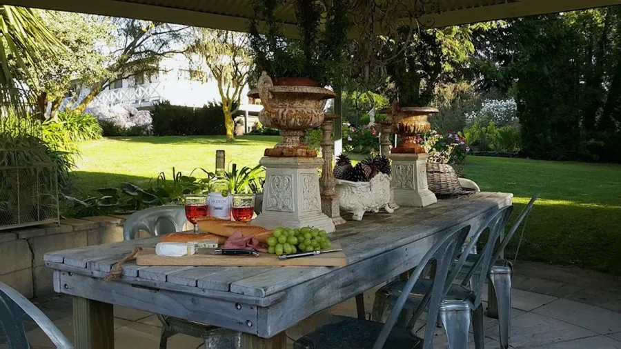 La Belle Vie Bed and Breakfast