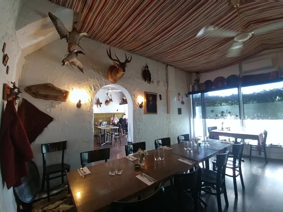Cazador Restaurant & Delicatessen