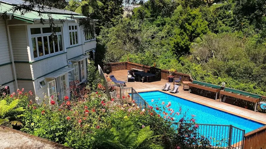 Bluff Hill Bed & Breakfast