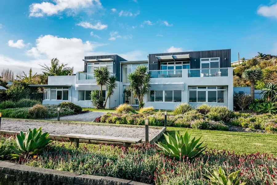 Waiheke Waterfront Lodge