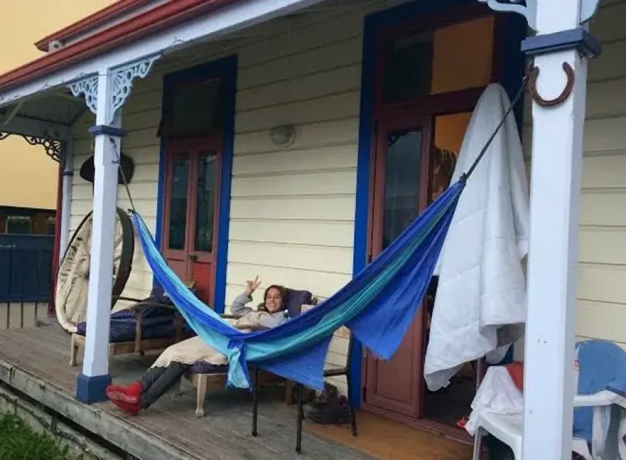 Stables Lodge Backpackers - BBH