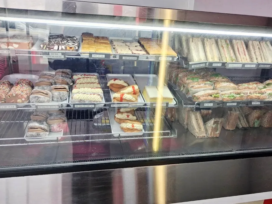 Annie's Bakery
