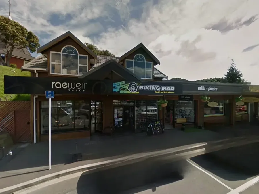 Rae Weir Salon