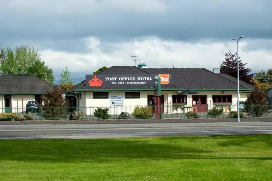 Post Office Hotel