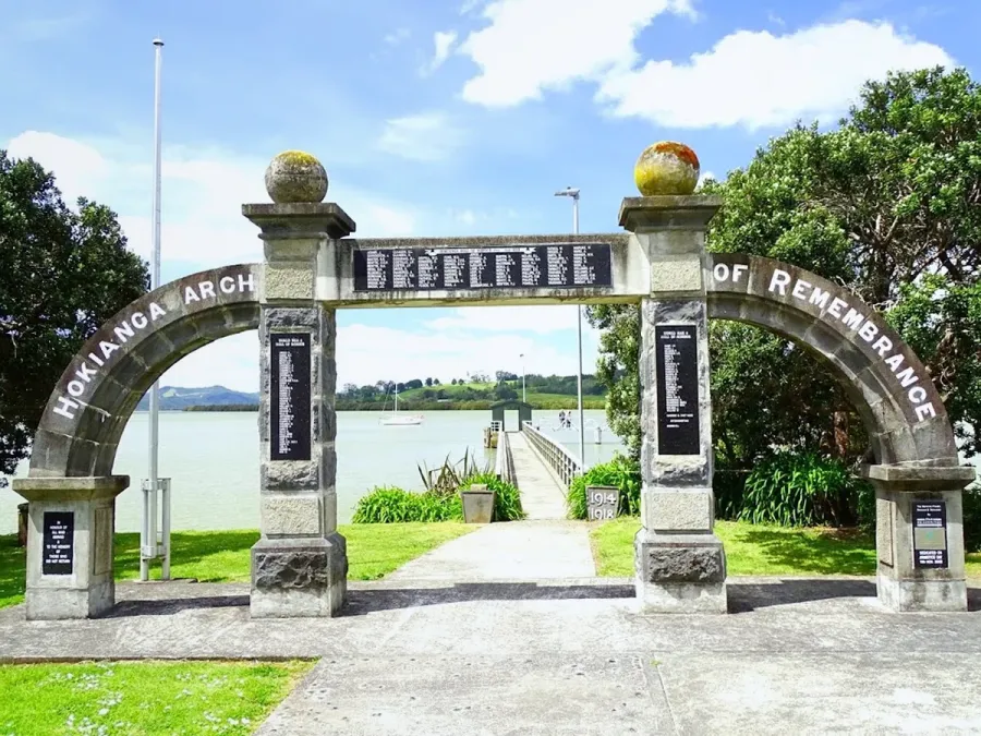 Hokianga Harbour Hotel
