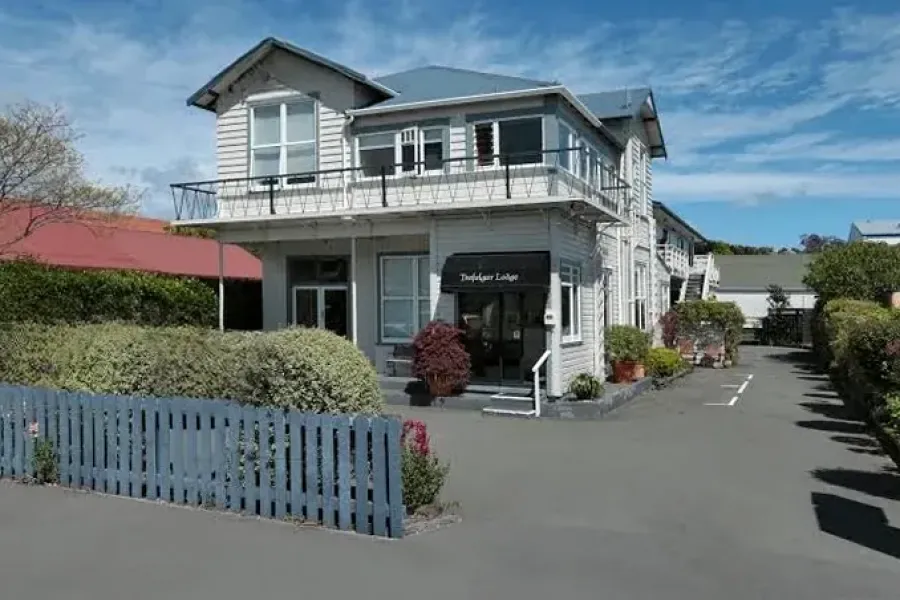 Trafalgar Lodge Motel and Guest House