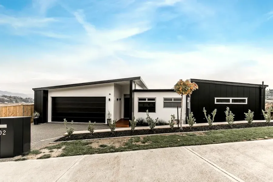 MOORE Builders Designers Engineers