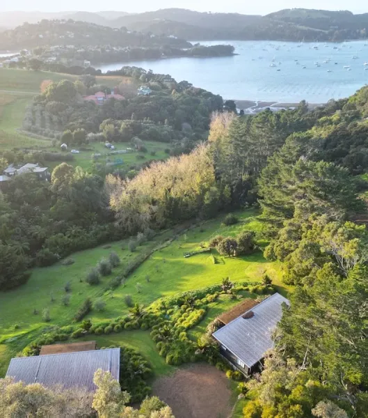 Putaki Bay Villas