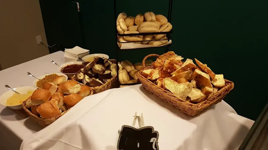 Raewyn's Restaurant