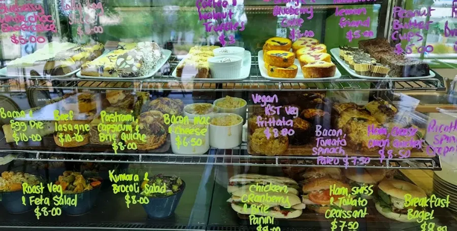 Cravings Cafe