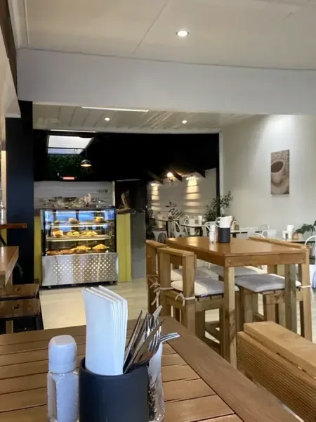 Citron Cafe and Bar