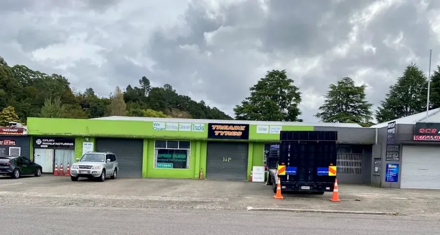 Treadz wholesale car and truckTyres