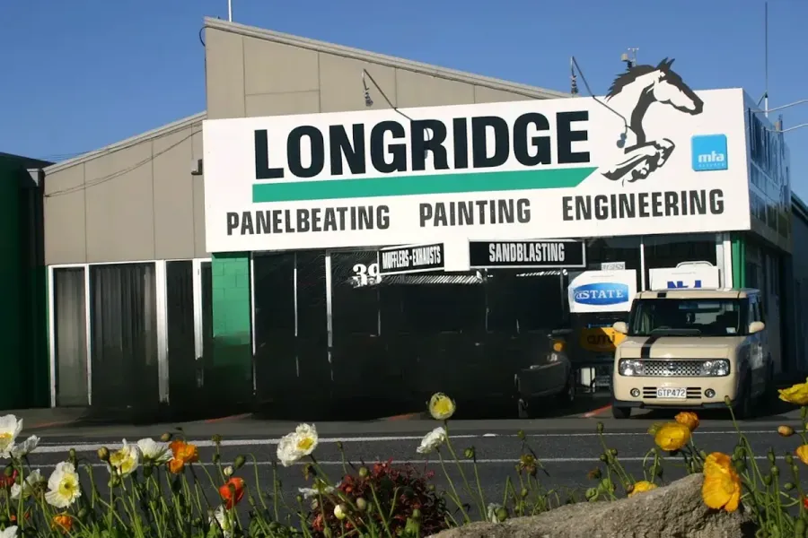 Longridge Panel Beating, Painting & Engineering. Waipukurau