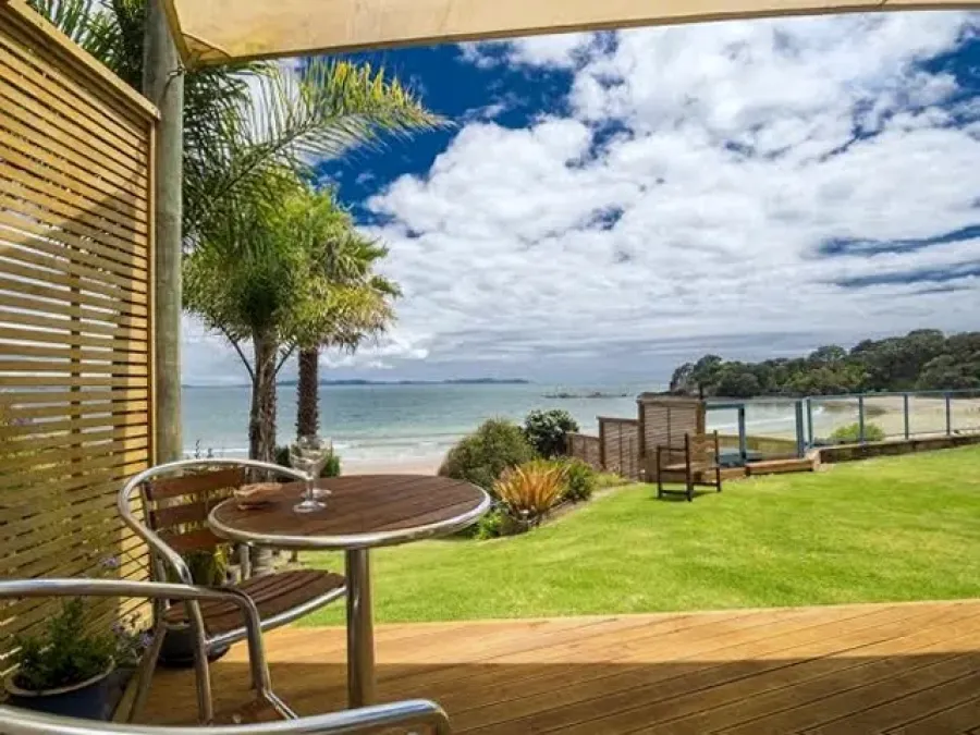 By the Bay Beachfront Apartments