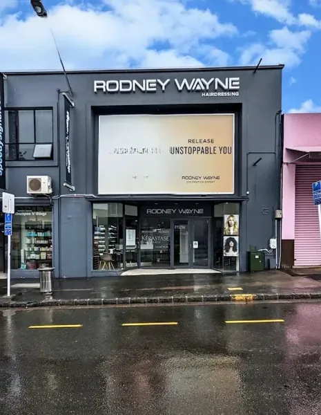 Rodney Wayne & Shampoo 'n' Things Newmarket