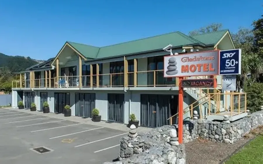 Gladstone Motel