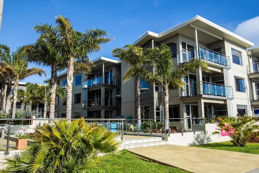 Edgewater Palms Apartments