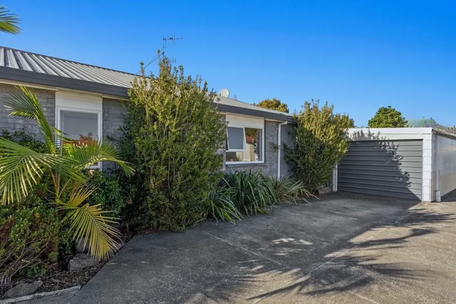 Brightr Whakatane: Expert design, supply and install of home Insulation and Heat Pump solutions