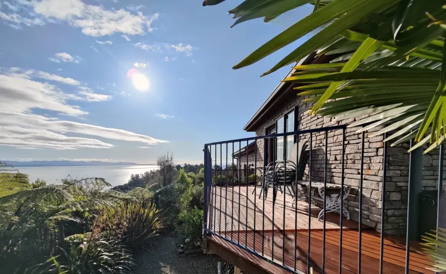 Beau Vista Pohara - self catering apartment