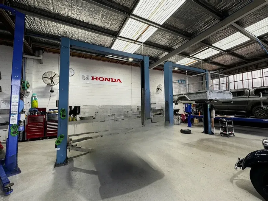 Douglas Automotive & Engineering