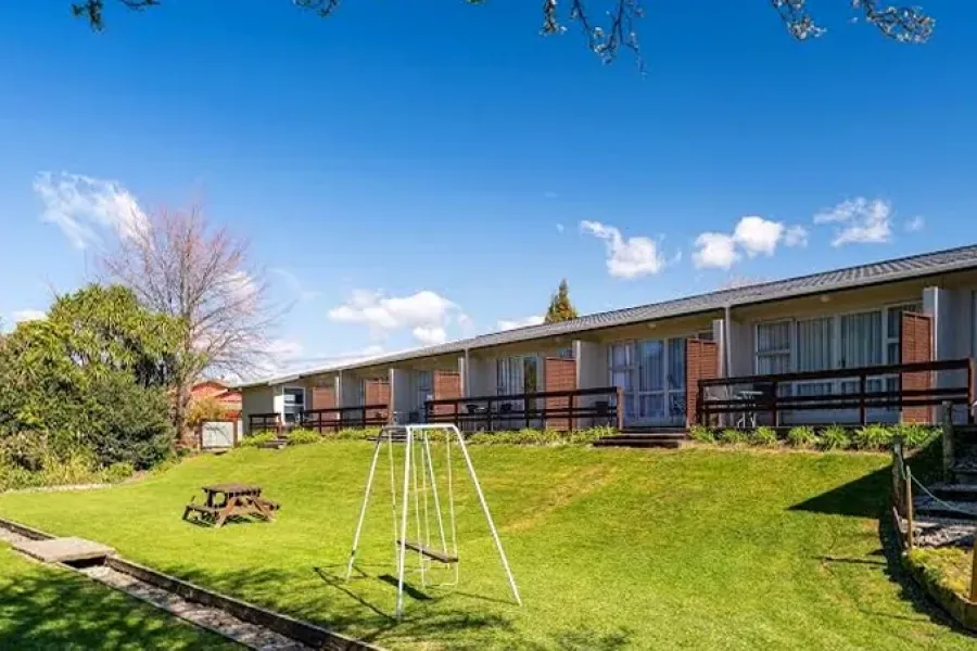 Golden Bay Motels