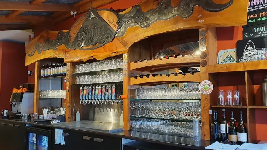 Eddyline Brewery: Taproom & Taqueria