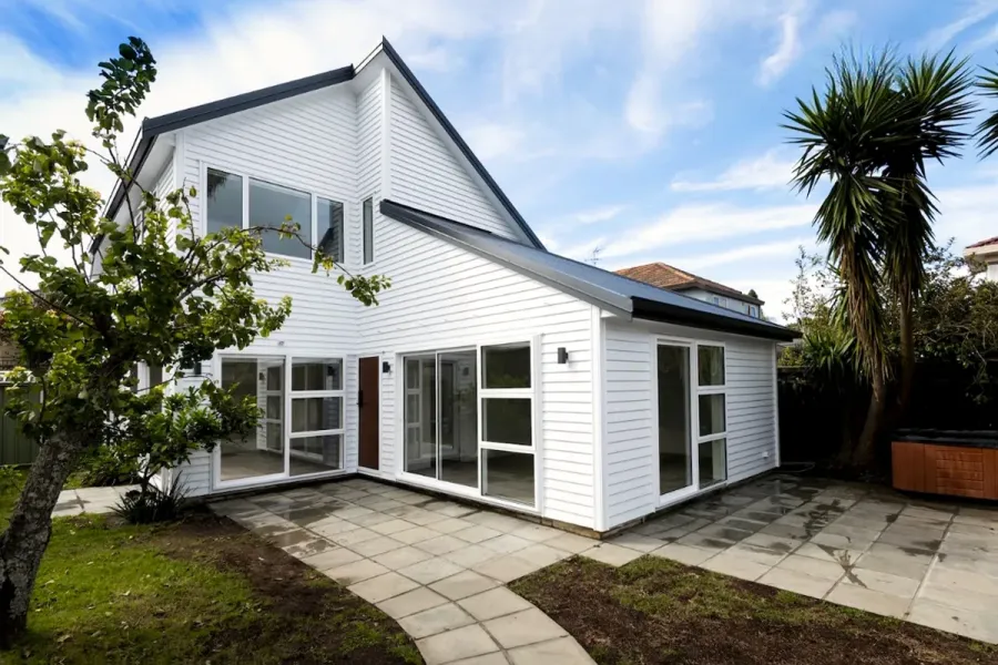 Qualitas Builders Limited