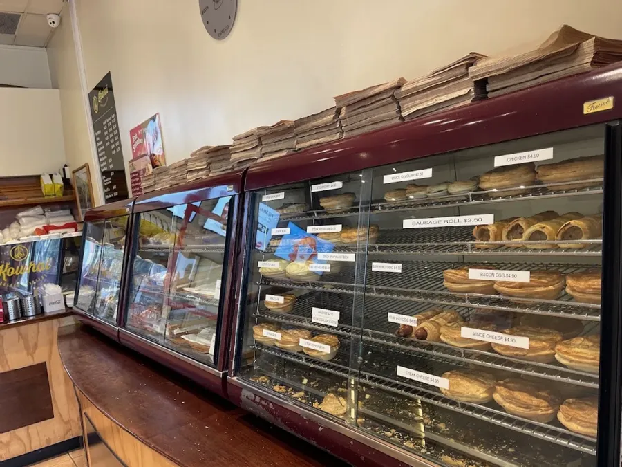 Naturals Bake and Coffee