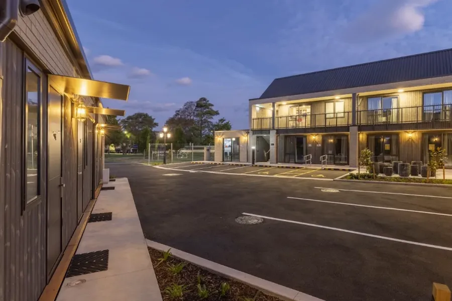 Brookside Motel