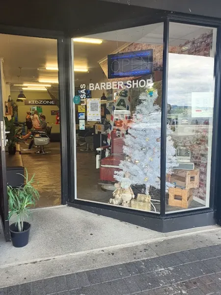 Lisa's Barber Shop
