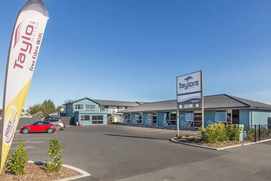 Taylors Motel