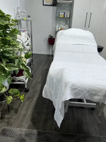 Manjit Beauty Salon