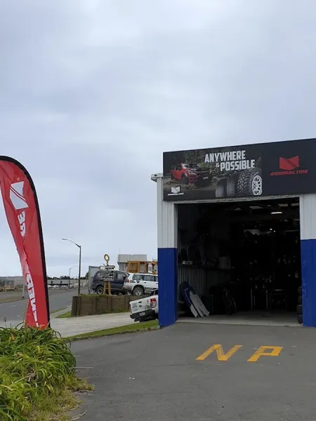 Swartz Tyres
