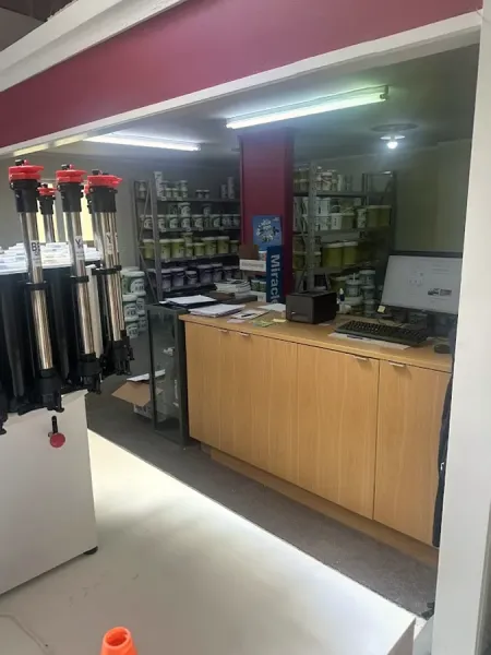 Decorator's Den