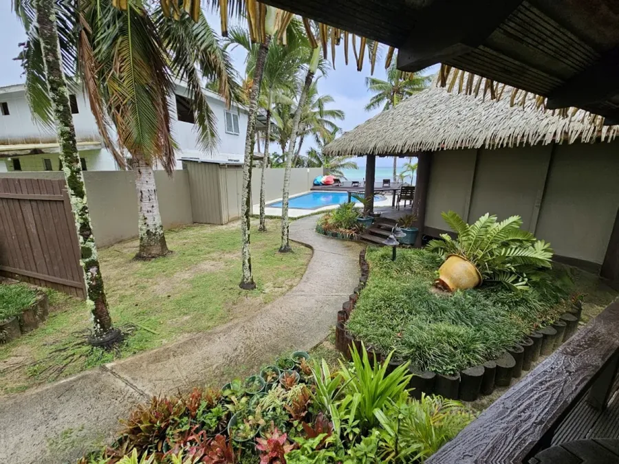 Muri Beach Hideaway