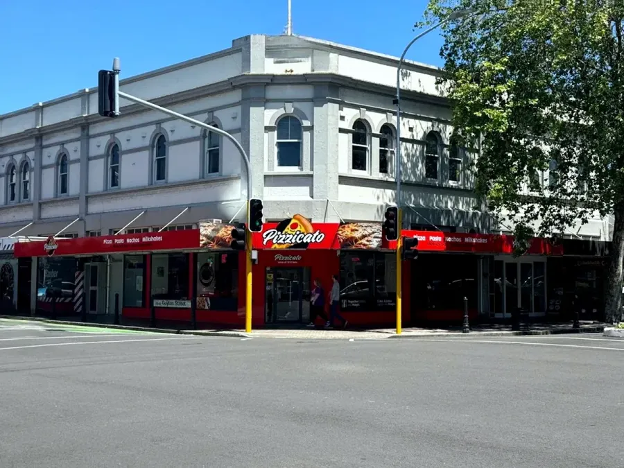 Pizzicato - ( Central Wanganui )