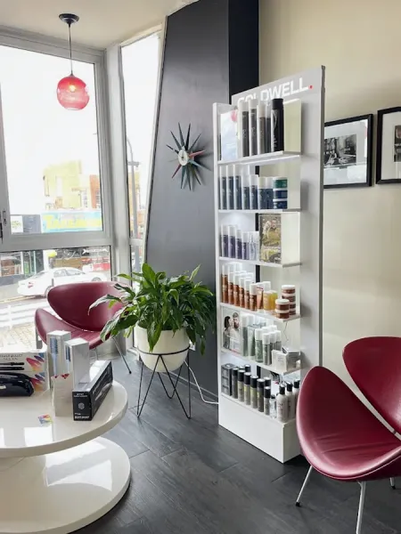 Nut Hairdressers