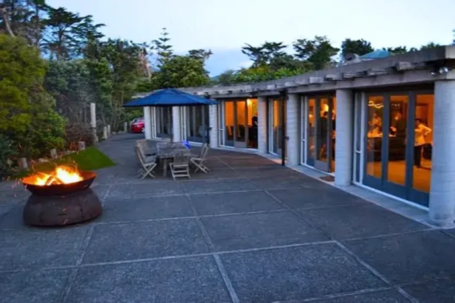Ahu Ahu Beach Villas